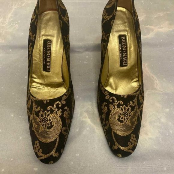 Bruno Magli Couture brocade heels in gold/black - Picture 1 of 4